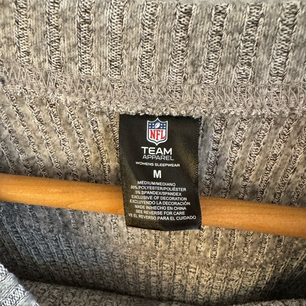 NWT! Women’s NFL Kansas City Chiefs gray ribbed sweater long sleeve Medium - Picture 3 of 5